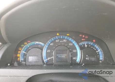 2012 Toyota Camry Hybrid z USA, uszkodzony, nr VIN 4T1BD1FK4CU031854